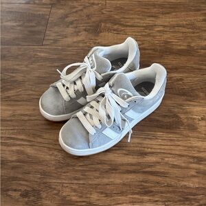 Women’s 6.5 Adidas Originals Campus Shoes